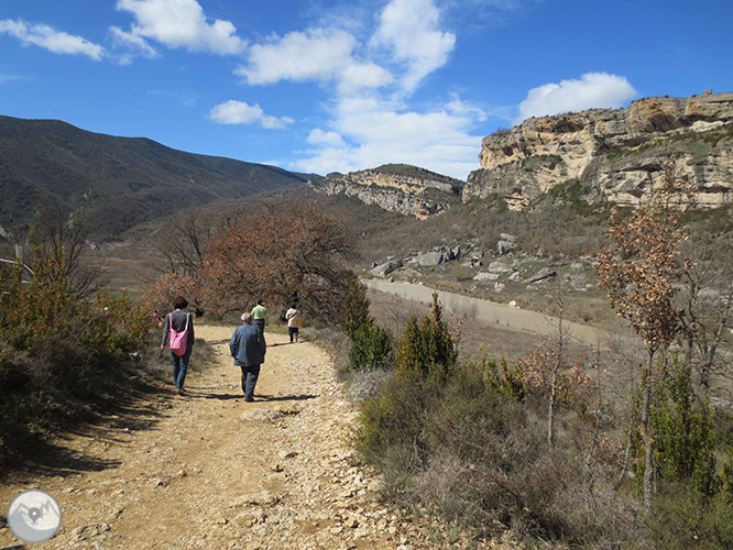 Desfiladero de Mont-rebei en la sierra del Montsec 1 