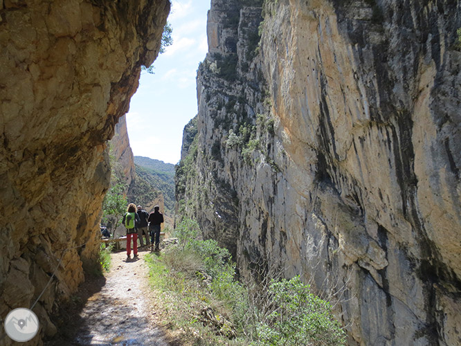 Desfiladero de Mont-rebei en la sierra del Montsec 1 