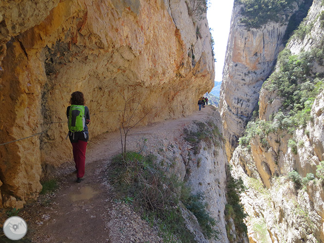 Desfiladero de Mont-rebei en la sierra del Montsec 1 