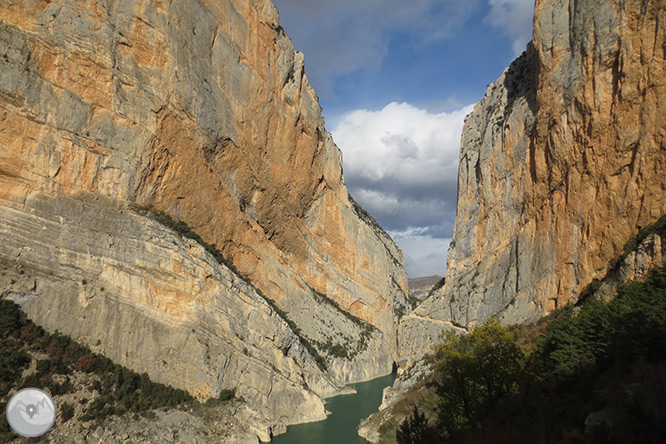 Desfiladero de Mont-rebei en la sierra del Montsec 1 