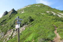 Collado de Brasseil a los pies de la Dent d´Orlu.