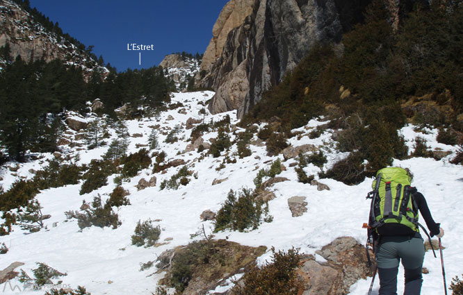 Gallina Pelada (2.317m) por Peguera 1 