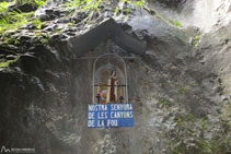 Detalle de Nuestra Señora del Cañón de la Fou.