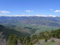 De izquierda a derecha: el pico Monturull (2.760m), la Tossa Plana (2.904m) y la Carabassa (2.713m).