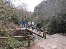 Bajando hacia el nacimiento del río Llobregat.