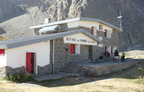 Refugio de Pombie.