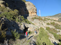 Llegando a la cueva de la Serpent.