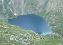 Collado de Peyre Blanc (2.570m).