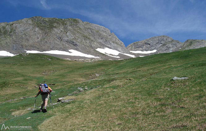 Mont Valier (2.838m) y pico de la Pala Clavera (2.721m) 1 