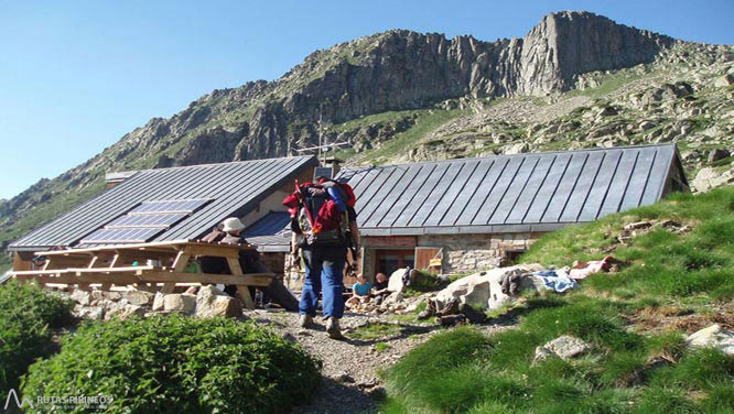 Mont Valier (2.838m) y pico de la Pala Clavera (2.721m) 1 