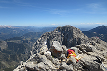 Cumbre del Pedraforca, a 2.506m de altitud.