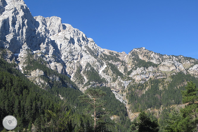 Pedraforca (2.506m) por el collado del Verdet y la Enforcadura 1 