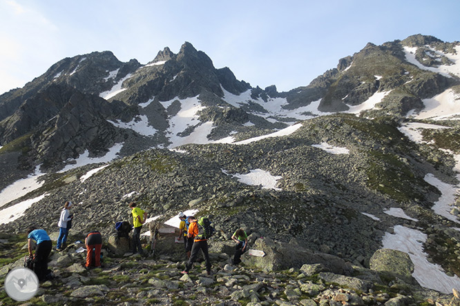 Pico de Rulhe (2.783m) desde el Pla de las Peyres  2 