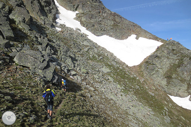 Pico de Rulhe (2.783m) desde el Pla de las Peyres  2 