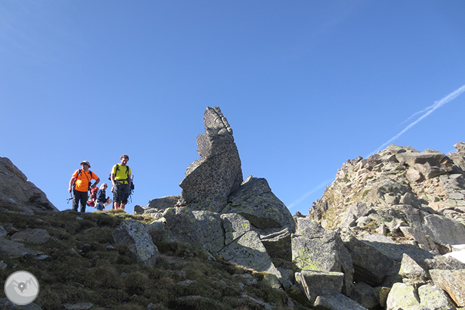 Pico de Rulhe (2.783m) desde el Pla de las Peyres  2 