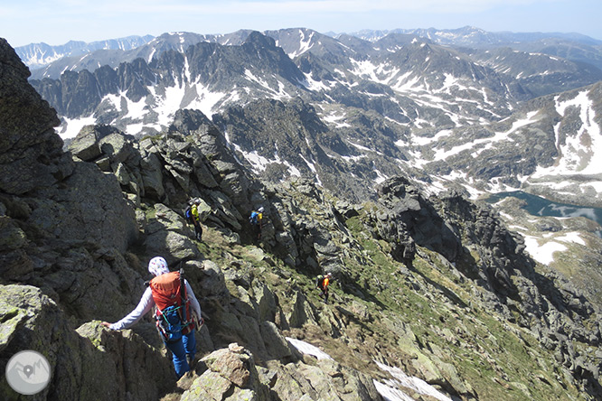 Pico de Rulhe (2.783m) desde el Pla de las Peyres  2 