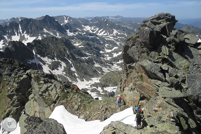 Pico de Rulhe (2.783m) desde el Pla de las Peyres  2 