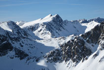 Pico Negre d´Envalira y pico de Envalira.