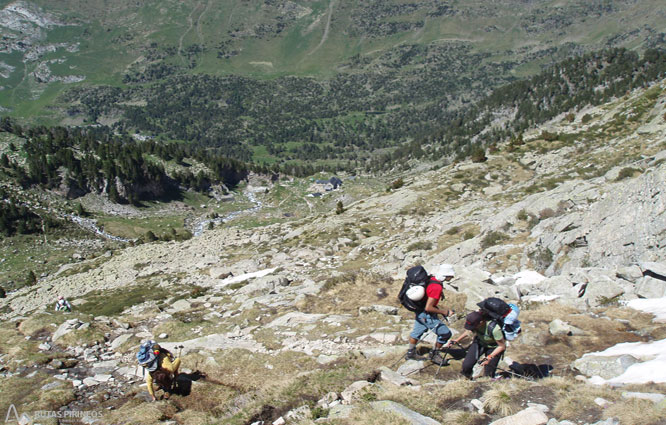 Maladeta Oriental (3.308m) y pico Abadías (3.271m) por la Renclusa 1 