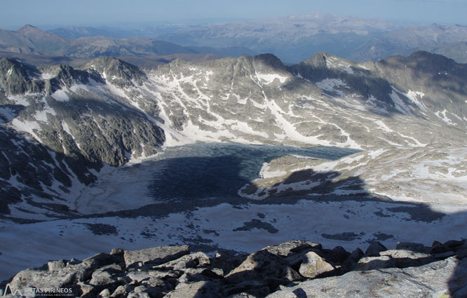 Maladeta Oriental (3.308m) y pico Abadías (3.271m) por la Renclusa 2 