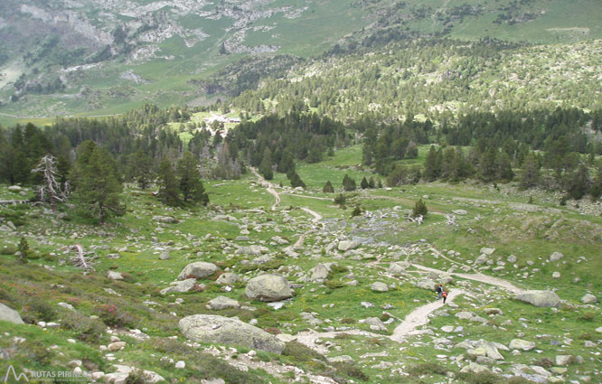 Maladeta Oriental (3.308m) y pico Abadías (3.271m) por la Renclusa 2 