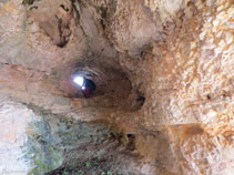 Interior de la cueva