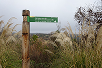 Indicador al inicio de la ruta.