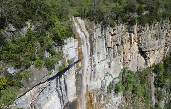 Salto de Sallent desde el Pla d