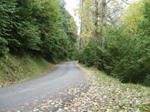 El estrecho valle de Varradós.