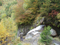 Nos encontramos en el punto más alto de la cascada del Saut deth Pish.